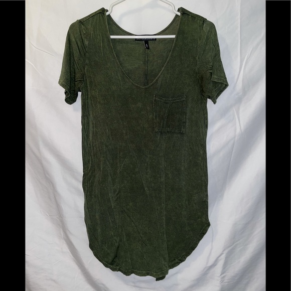Derek Heart Tops - Derek Heart dark green v neck tunic